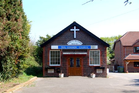 Peel Common Mission Church, Newgate Lane, Peel Common, Fareham (April 2019) (5)
