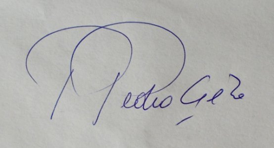 Pedro Opeka signature