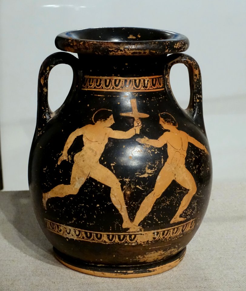 Pelike, oil jar, Painter of Louvre G539, Attic red figure, 425-400 BC, terracotta - Spurlock Museum, UIUC - DSC05717
