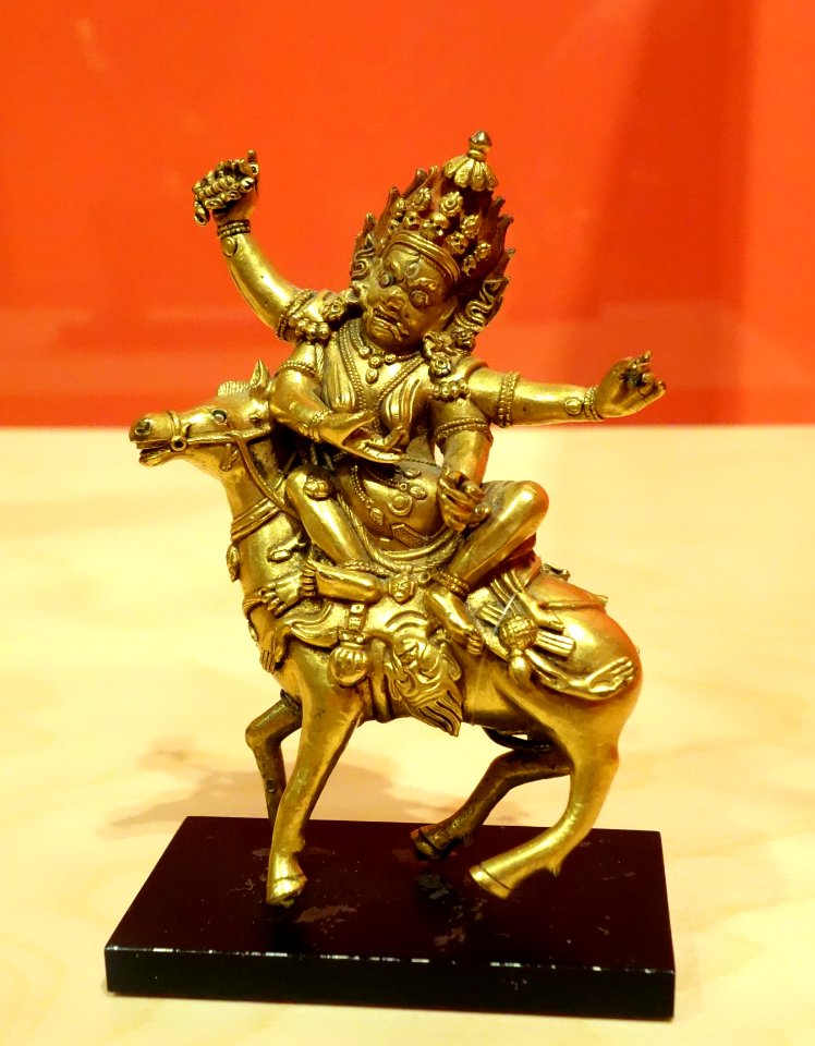 Penden Lhamo, Tibet, 17th century, gilt bronze - Berkeley Art Museum and Pacific Film Archive - DSC04060