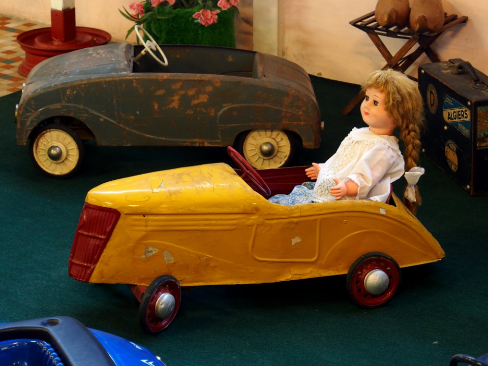 Pedal car at the Musée Automobile de Vendée pic-006