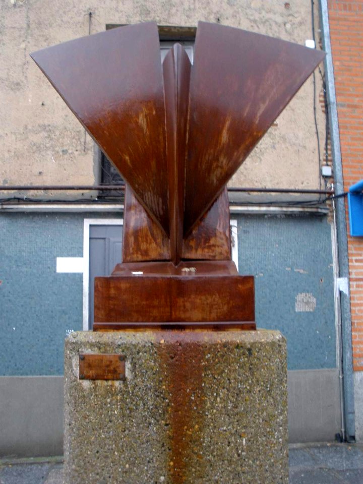 Peñaranda de Bracamonte - Monumento a Gaspara de Bracamonte