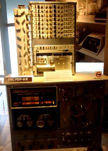 PDP-8-E computer at CHM photo