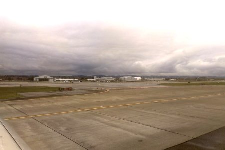 PDX Portland International Airport runway 2