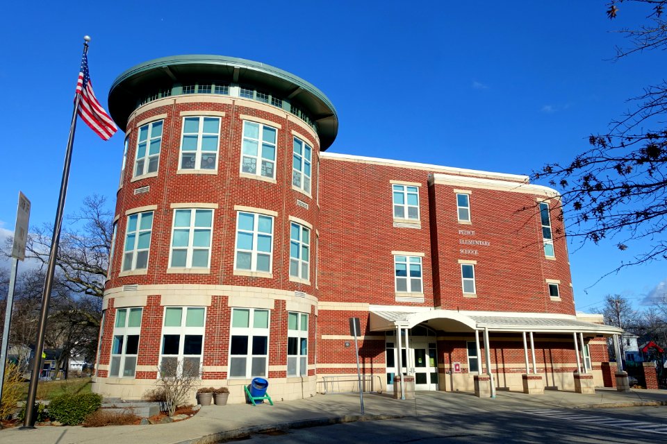 Peirce Elementary School - Arlington, MA - DSC05426