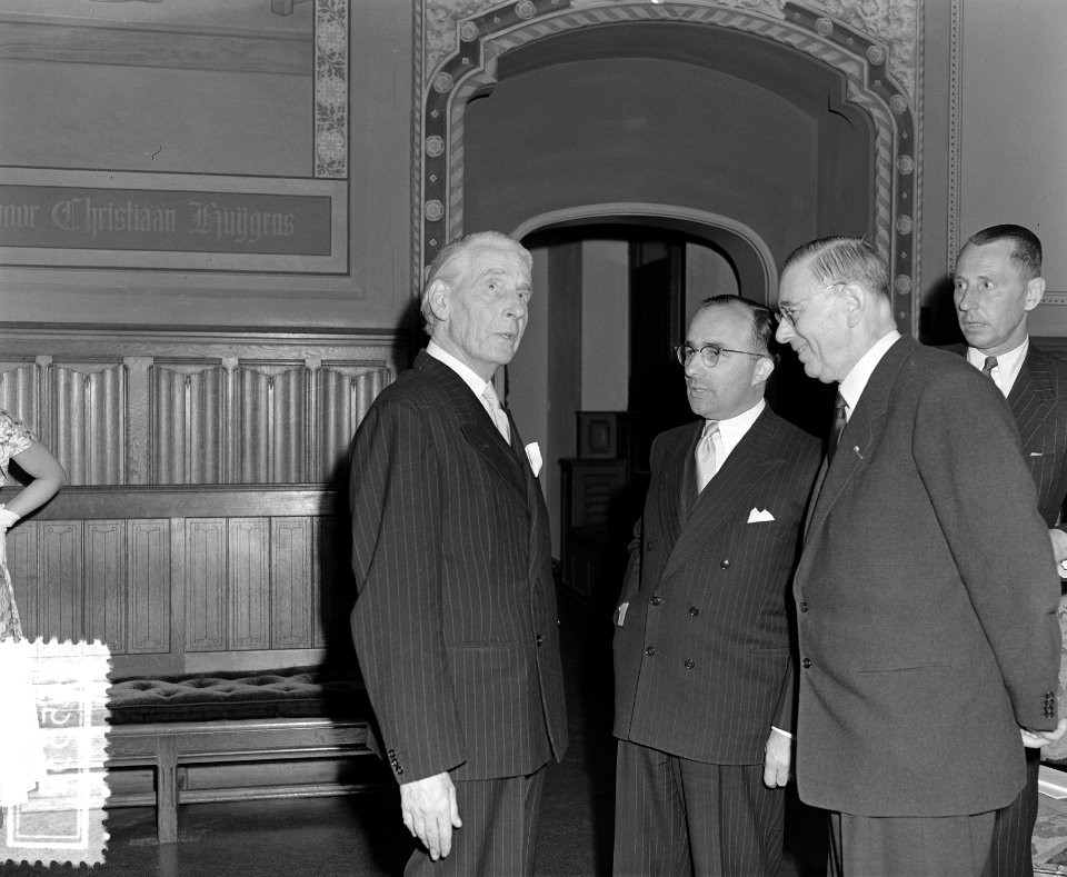 PEN Congres Indisch Museum , ontvangst Rijksmuseum Minister Cals, Bestanddeelnr 906-5332