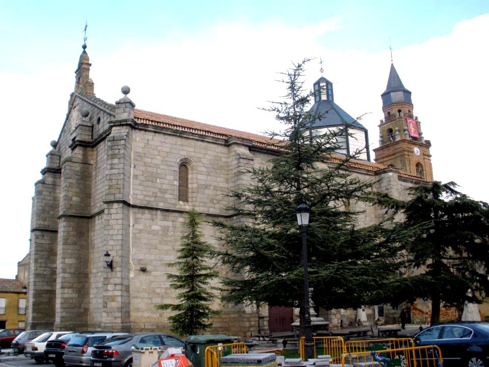 Peñaranda de Bracamonte - Iglesia de San Miguel 01