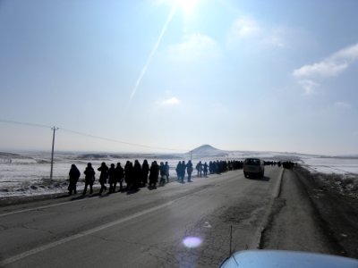 Pedestrian pilgrims from Nishapur to Mashhad(16)