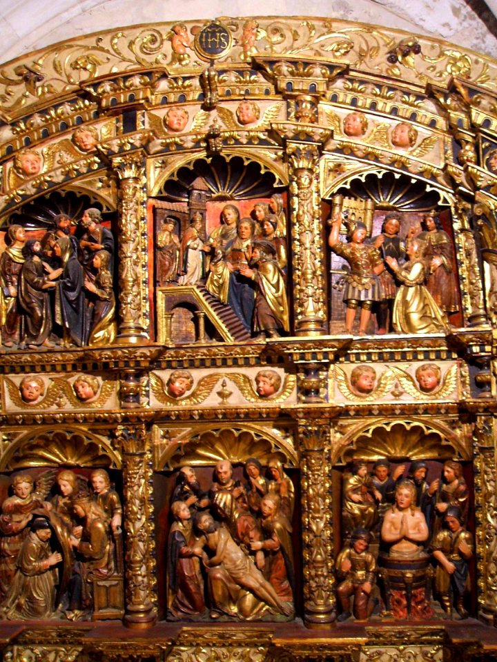 Peñafiel - Iglesia de Santa María - Retablo plateresco atribuido a Juan Ortiz el Viejo (s-XVI)