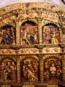 Peñafiel - Iglesia de Santa María - Retablo plateresco atribuido a Juan Ortiz el Viejo (s-XVI)