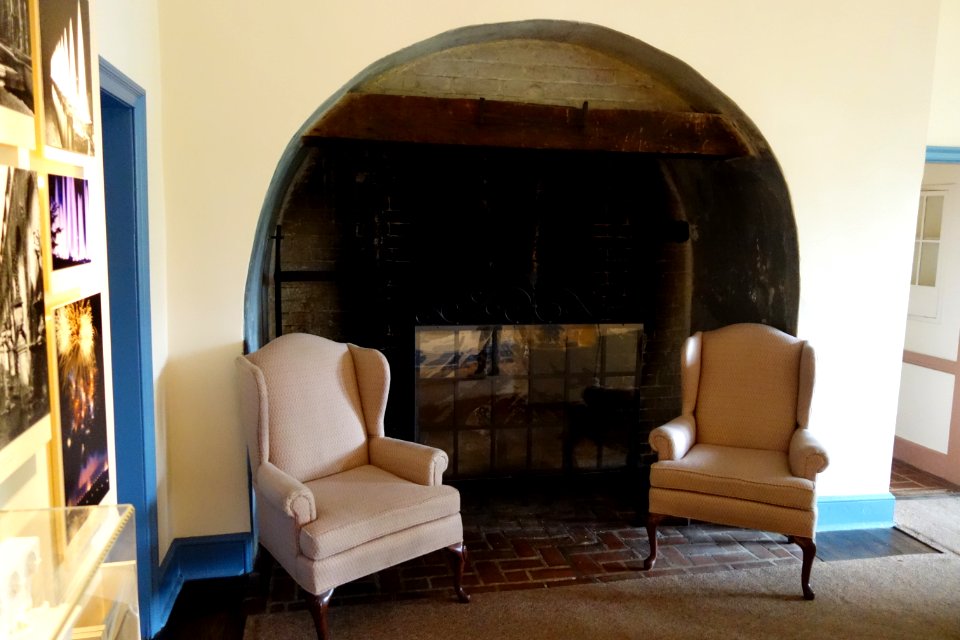 Peirce-du Pont House interior - Longwood Gardens - DSC00936