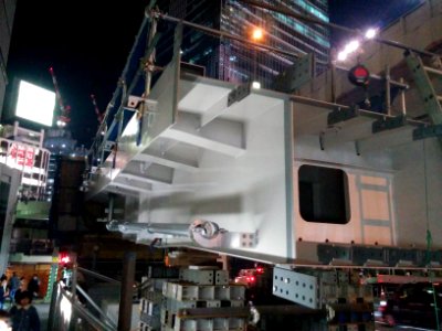Pedestrian bridge construction in Shibuya, December 2018 14