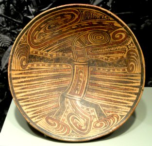 Pedestalled Plate, 700-900 AD, Azuero Peninsula, Panama, earthenware with red and black on orange-cream slip - Gardiner Museum, Toronto - DSC01186