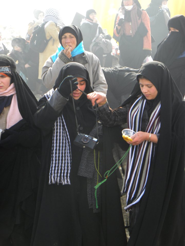 Pedestrian pilgrims from Nishapur to Mashhad(26)