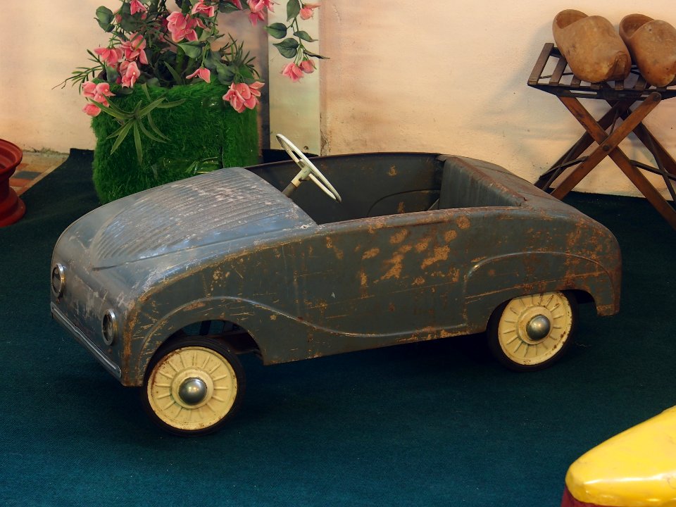 Pedal car at the Musée Automobile de Vendée pic-010