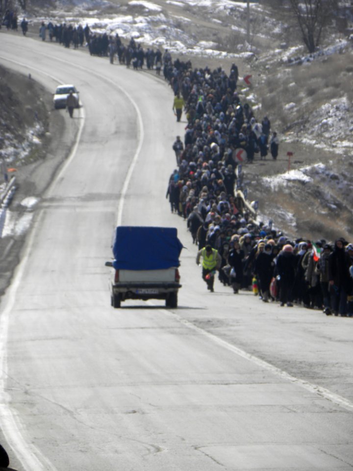 Pedestrian pilgrims from Nishapur to Mashhad(29)