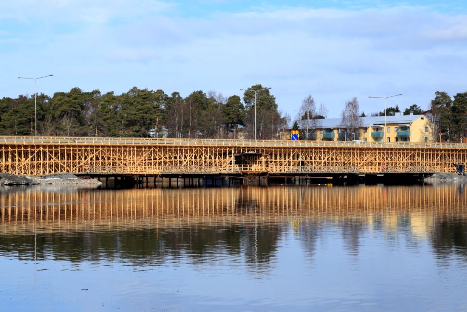 Pedestrian Bridge Construction Oulu 20180422