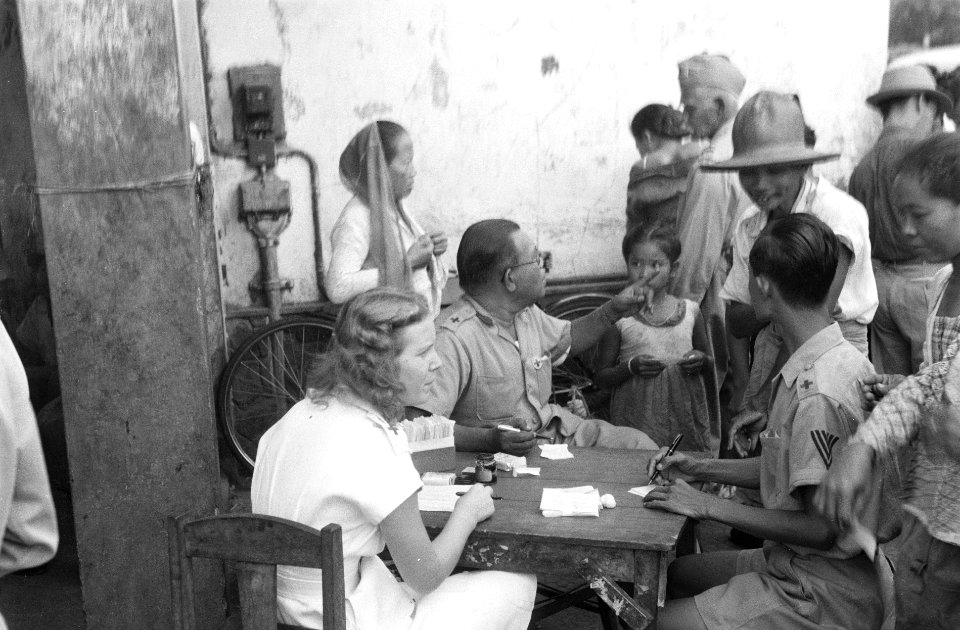 Pasar Tjikini. Vaccinatie, Bestanddeelnr 3273