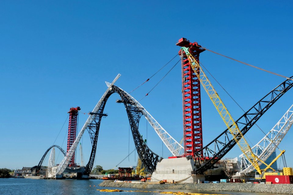 Pedestrian Bridge To The New Stadium (258001709)