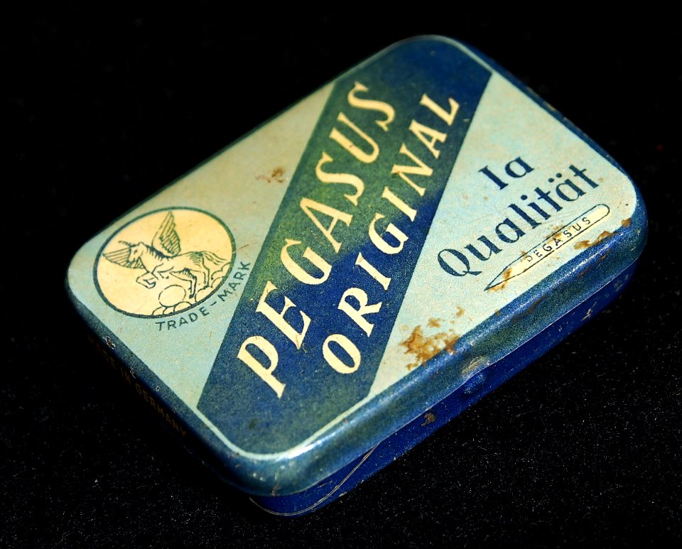 Pegasus Original needles tin, pic2