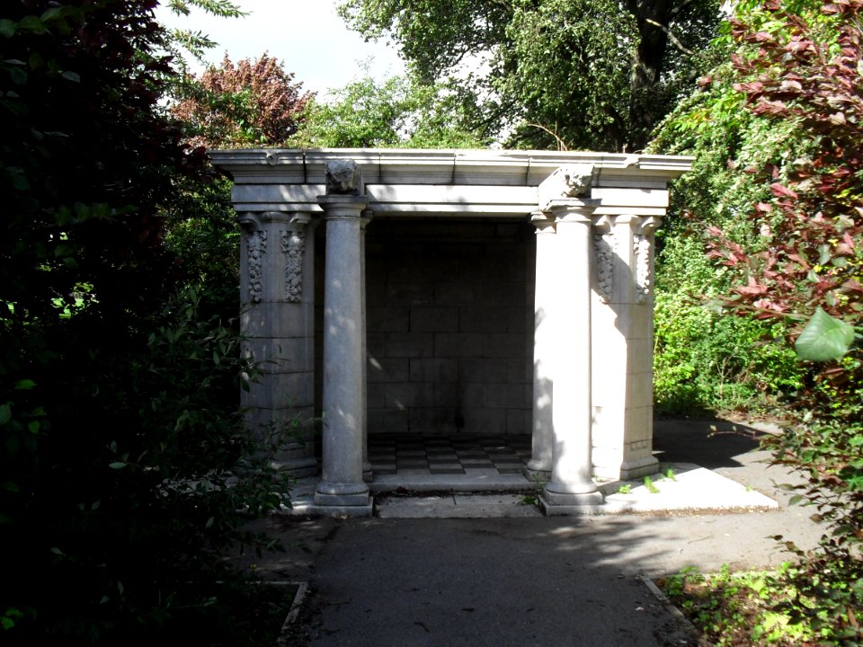 Patcham Peace Gardens, Old London Road, Patcham (August 2010) (2)
