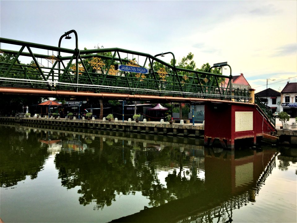 Pasar Bridge 2