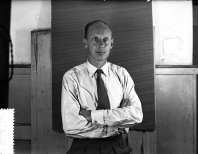 Pasfoto´s. Anefo-fotograaf J. Evers, Bestanddeelnr 906-7147