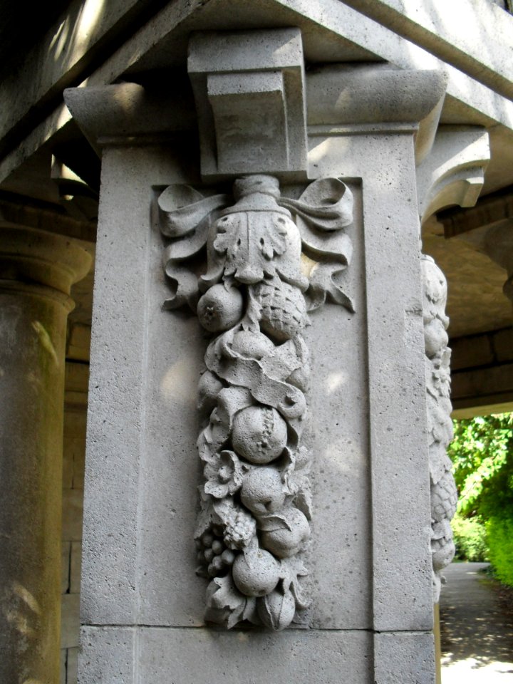 Patcham Peace Gardens, Old London Road, Patcham (August 2010) (3)