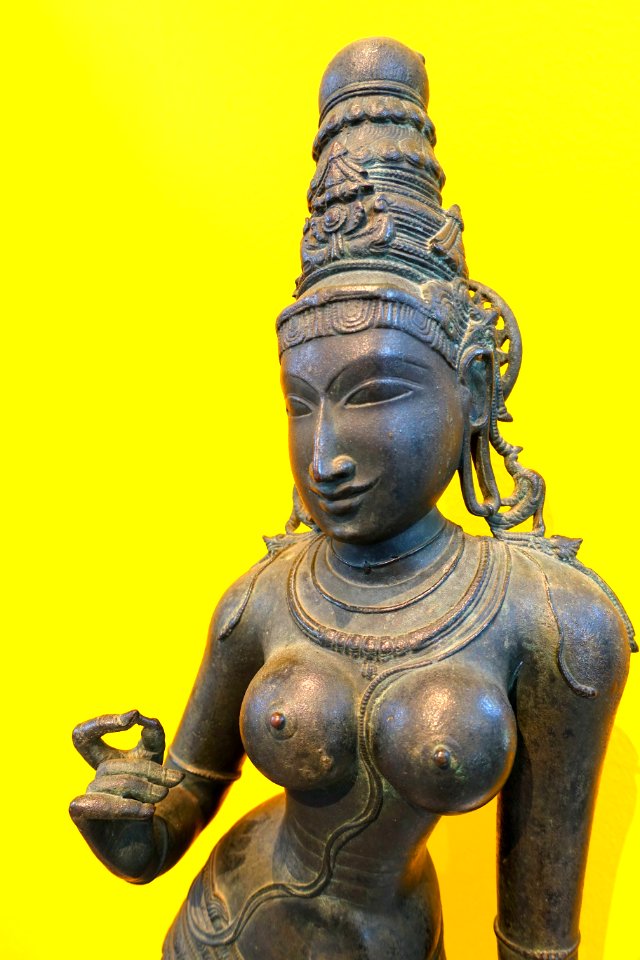 Parvati, Southern India, 15th century AD, bronze - Östasiatiska museet, Stockholm - DSC09399