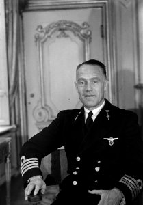 Paspoortfotos marine-officieren, Bestanddeelnr 902-4481