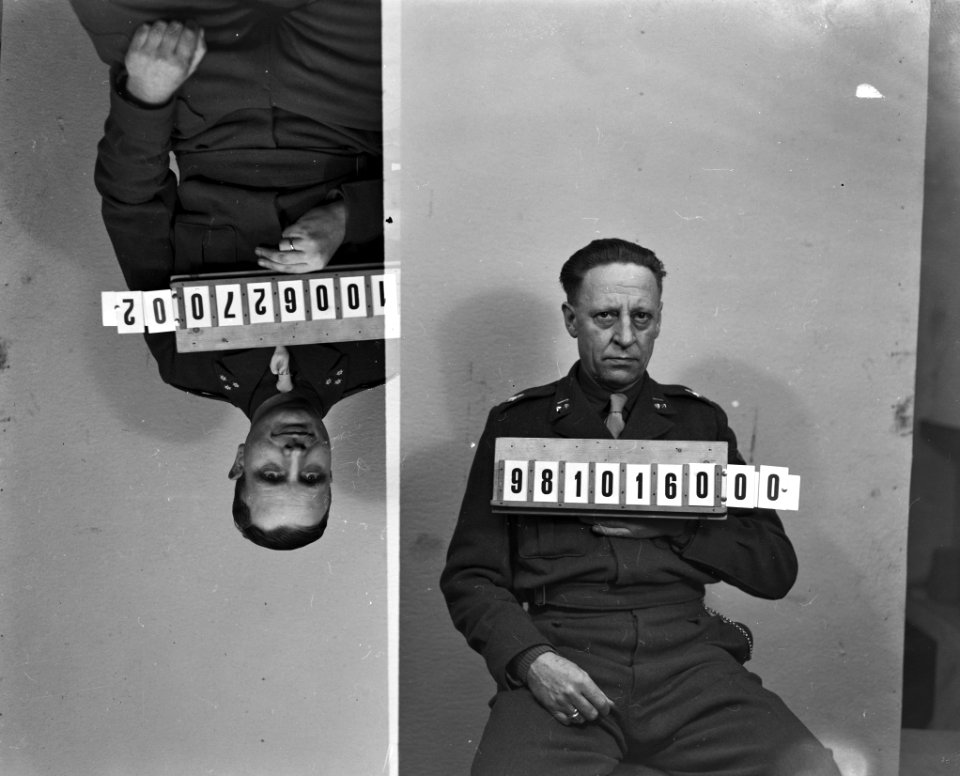 Pasfoto's 2 personen Dordrecht, Bestanddeelnr 903-8010
