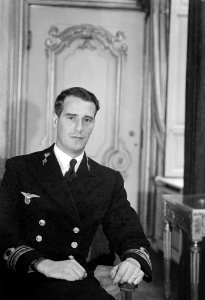 Paspoortfotos marine-officieren, Bestanddeelnr 902-4483