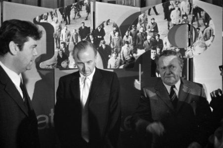 Partijraden KVP bijeen in Rotterdam, Bestanddeelnr 925-1849