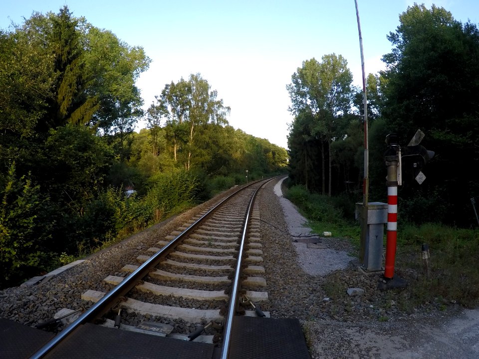 Passage à niveau de la ligne 132 à Yves-Gomezée - Pré de dessous Guerin 003