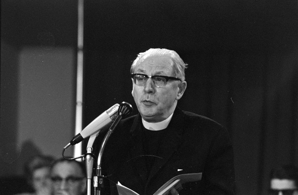 Pastoraal Concilie te Noordwijkerhout, 2e dag kardinaal B.J. Alfrink, Bestanddeelnr 922-2853