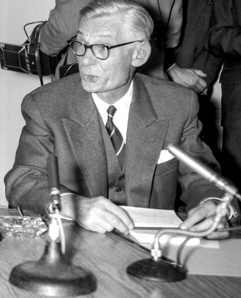 Paul Finet, cropped from Installatie van de nieuwe autoreitiet van de EKSG te Luxemburg, Bestanddeelnr 910-6755
