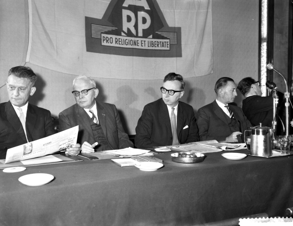 Party convent van de AR-partij te Amsterdam, Bestanddeelnr 911-7641