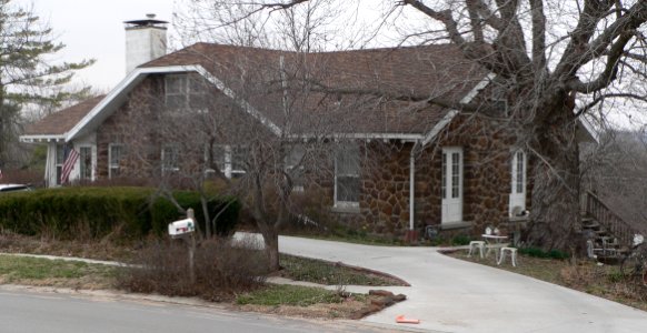 Paul Fitzgerald house (Louisville, Nebraska) from SE 1