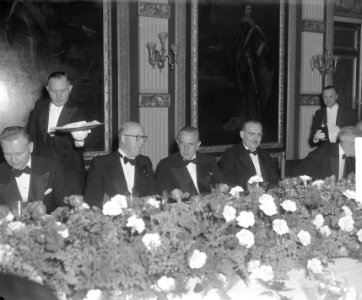 Paul Hoffman, administrateur van het Marshall-plan een dag in ons land. Door min, Bestanddeelnr 904-2481