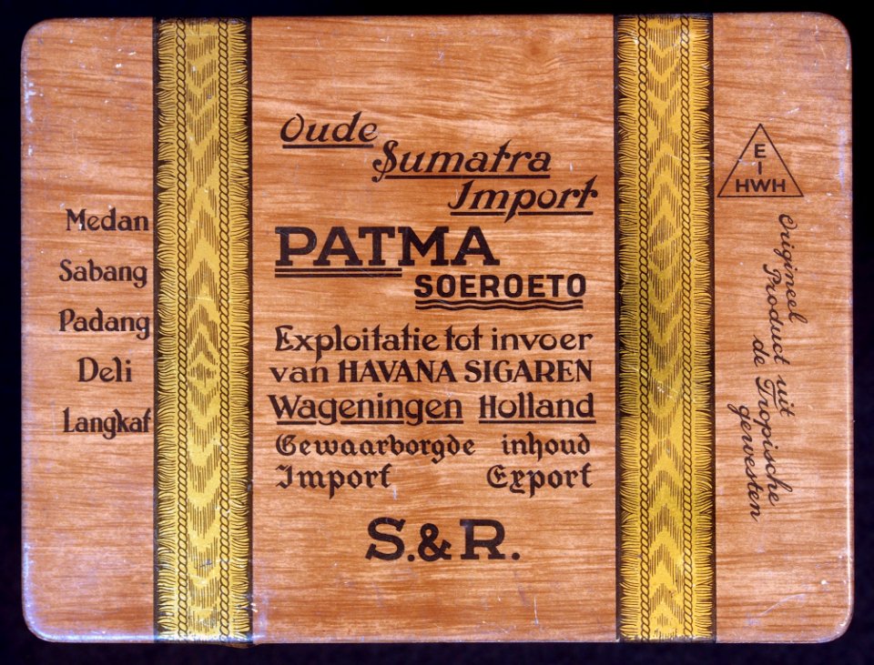 Patma Soeroeto S & R sigarenblikje