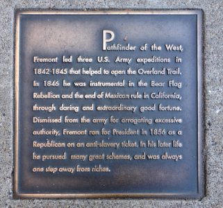 Pathfinder of the West plaque - San Francisco, CA - DSC02876