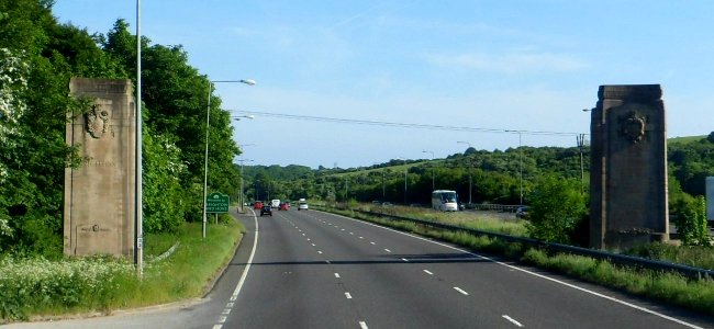Patcham Pylons, A23 (London Road), Patcham (NHLE Code 1381679) (from North) (June 2013) (2)