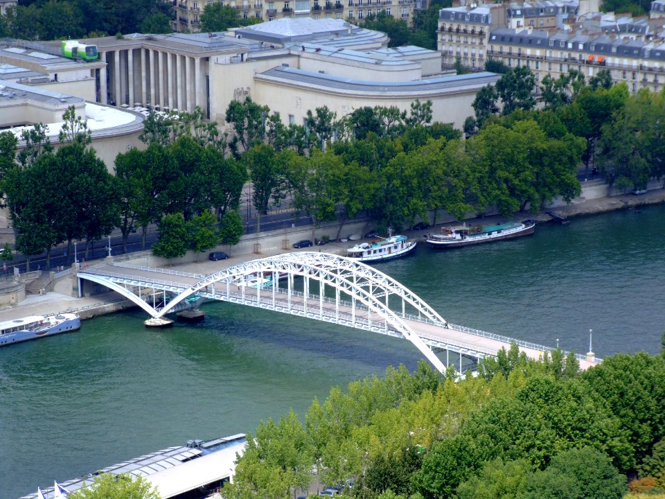 Passerelle Debily