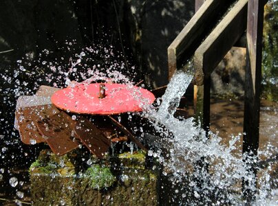 Metal water water fountain