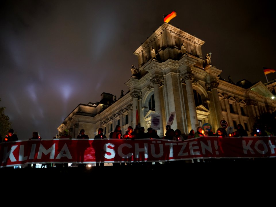P1233097Demonstration zum Ende der Sondierungsgespräche mit der Forderung nach einem Kohleausstieg 5