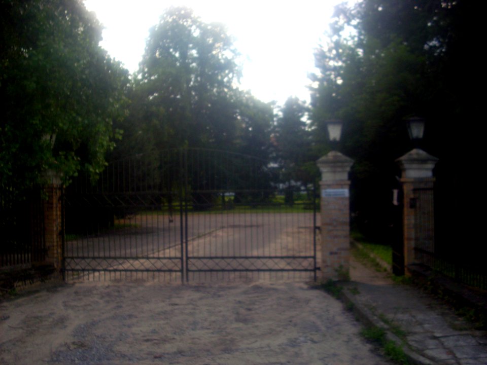 Pałac w Zajączkowie9