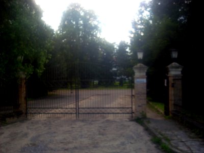 Pałac w Zajączkowie9
