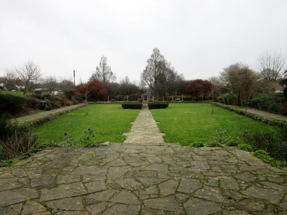 Patcham Peace Gardens, Old London Road, Patcham (December 2016) (2)