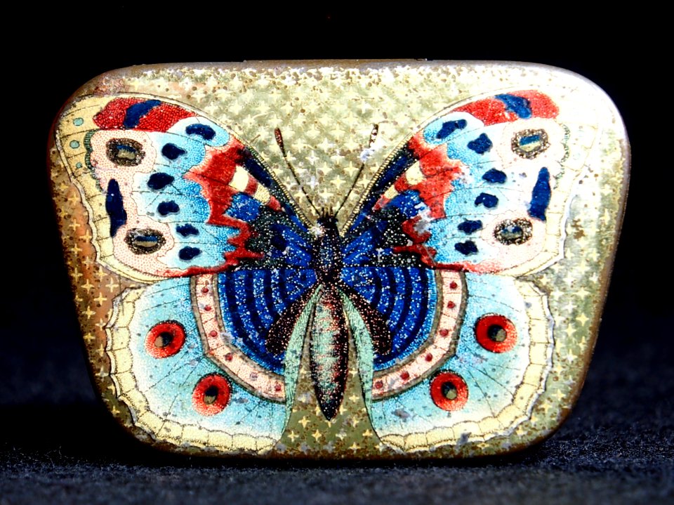 Pastille blikje met afbeelding van Vlinder, foto5