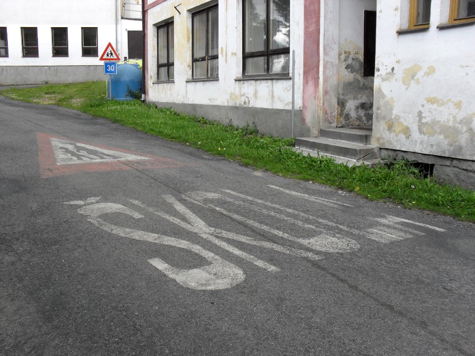 Pačejov - ke škole